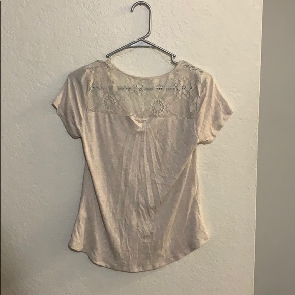 Tan shirt! Size small - Picture 2 of 3